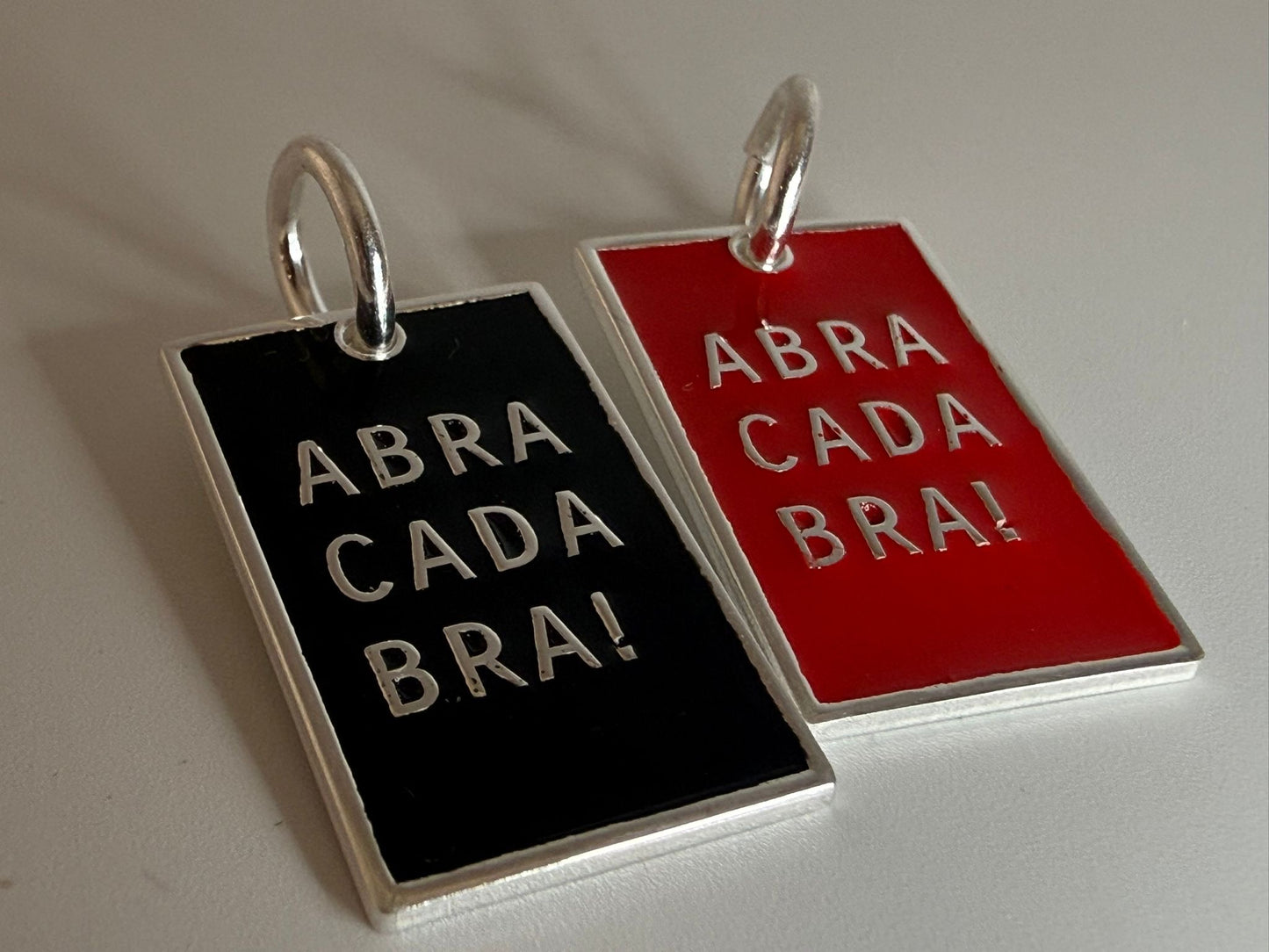 Amuleto magico Abracadabra! Rosso- Argento